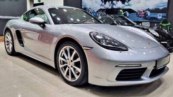 Porsche 718 Cayman PORSCHE CAYMAN 718 2018 GCC IN IMMACULATE CONDITION WITH ONLY 69K KM