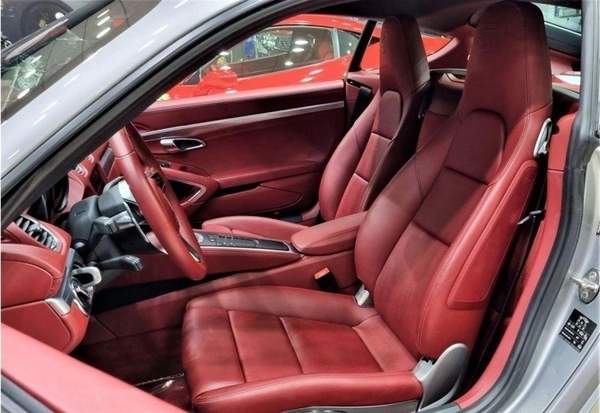 Porsche 718 Cayman PORSCHE CAYMAN 718 2018 GCC IN IMMACULATE CONDITION WITH ONLY 69K KM