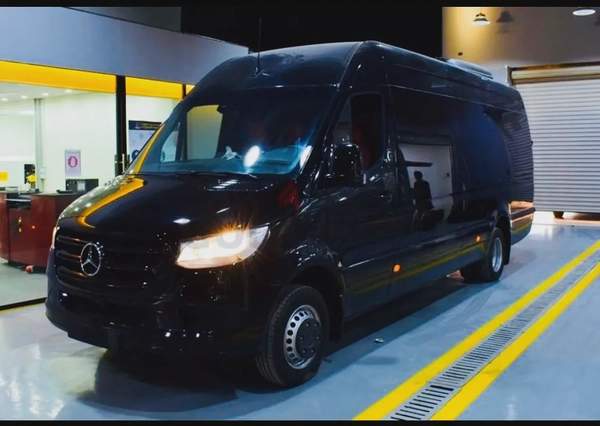 Mercedes Benz Sprinter D516 GCC zero km