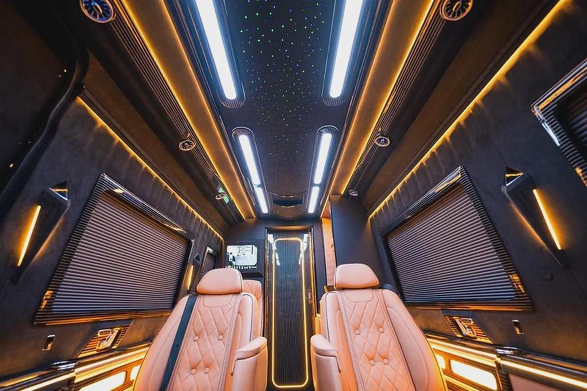Mercedes Benz Sprinter D516 GCC zero km-11-11