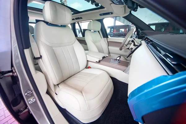 Range Rover Vogue P400 Autobiography | 2025 | 0,0km | Under warranty