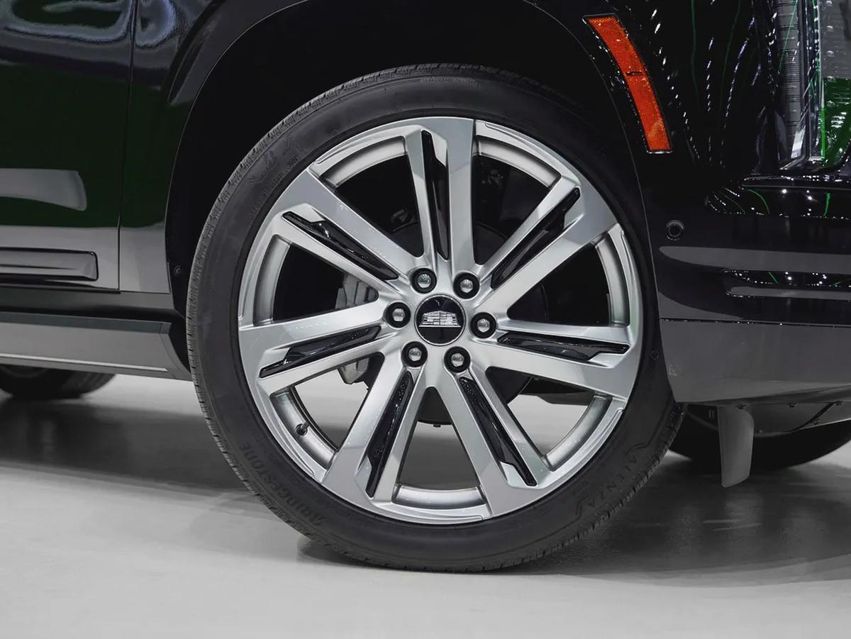 3 YEARS FREE SERVICE - WARRANTY, BRAND NEW SPORT PLATINUM ( THE HIGHEST SPEC ) ESCALADE-6-6
