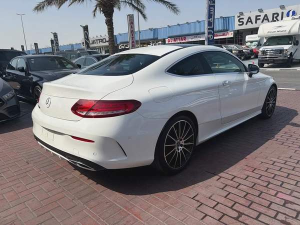 2018. C300 coupe. Gcc spec.