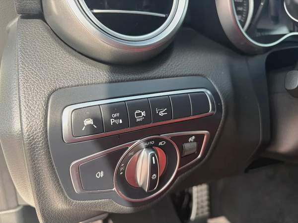 2018. C300 coupe. Gcc spec.