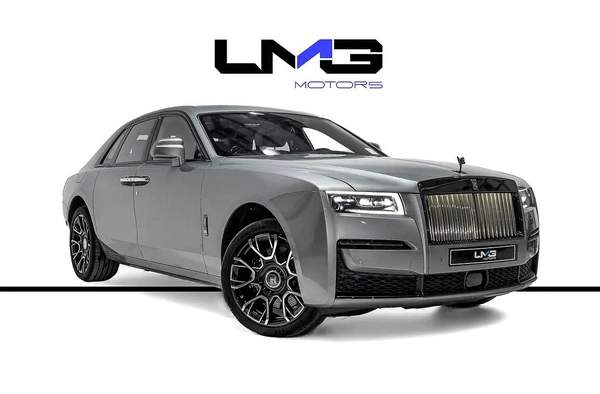 2024 ROLLS ROYCE GHOST BLACK BADGE | DELIVERY MILEAGE | STARLIGHT | REAR TVS | CARBON RIMS