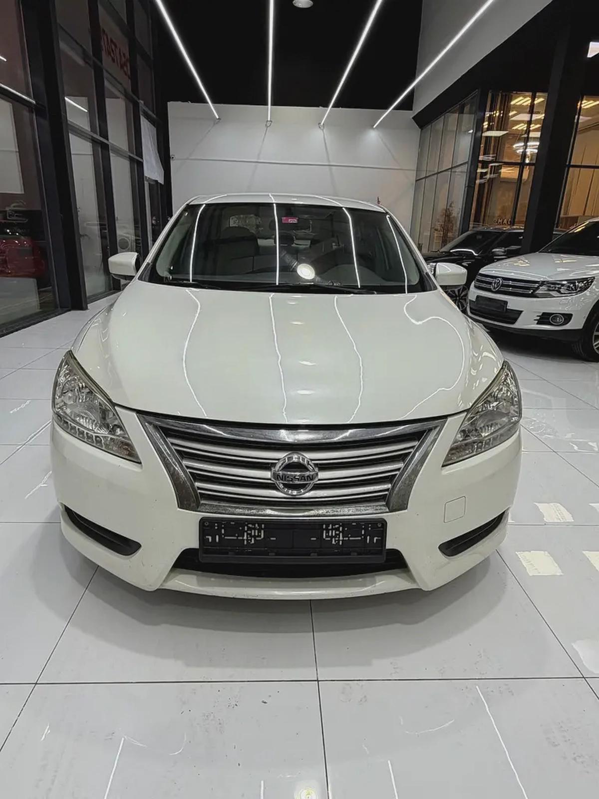 GCC Specs Nissan Sentra SV 2017 - Well Maintained-0-0