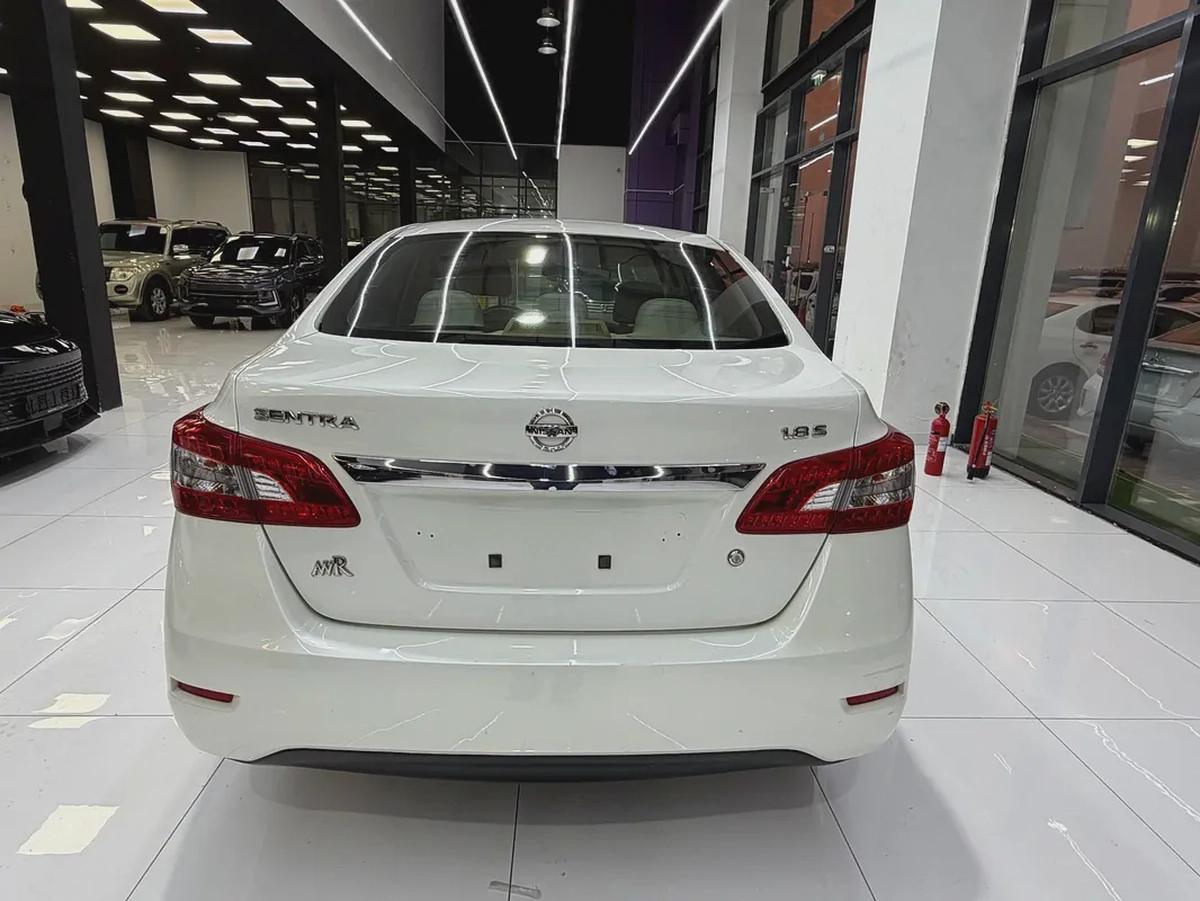 GCC Specs Nissan Sentra SV 2017 - Well Maintained-4-4