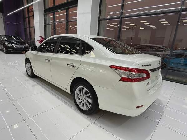 GCC Specs Nissan Sentra SV 2017 - Well Maintained