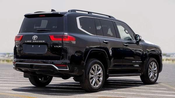 Toyota Land Cruiser LC300 VXR 3.3L Diesel MY2025