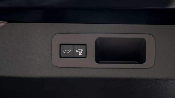 Toyota Land Cruiser LC300 VXR 3.3L Diesel MY2025