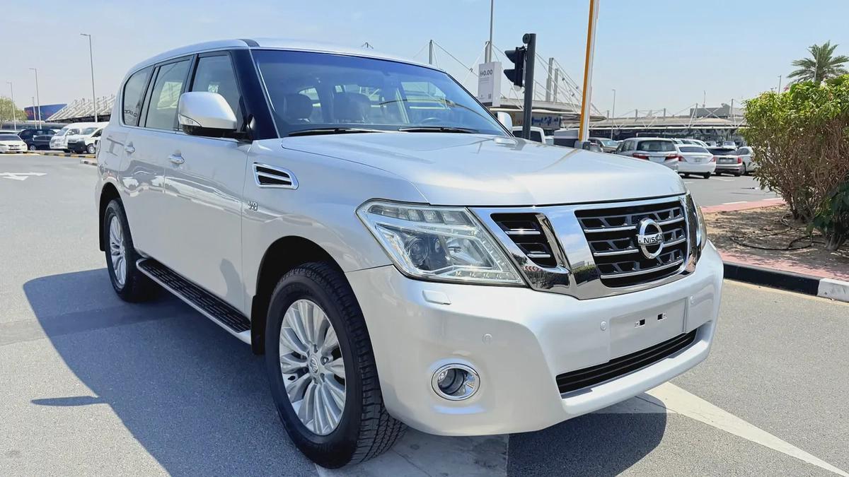 5.6 L LE PLATINUM | 1 OWNER | GCC |-2-2