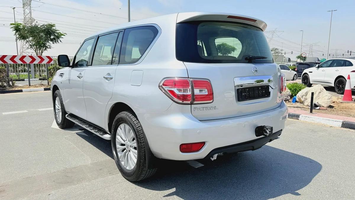 5.6 L LE PLATINUM | 1 OWNER | GCC |-6-6