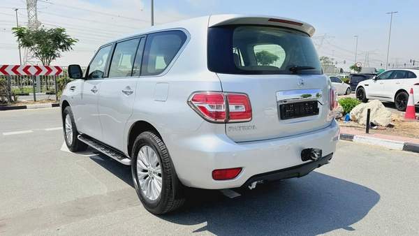 5.6 L LE PLATINUM | 1 OWNER | GCC |