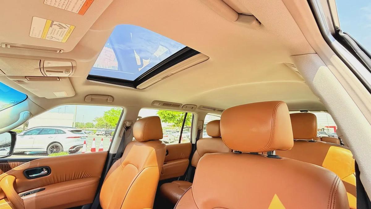 5.6 L LE PLATINUM | 1 OWNER | GCC |-9-9