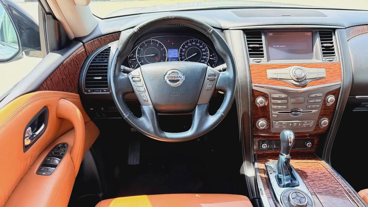 5.6 L LE PLATINUM | 1 OWNER | GCC |-11-11