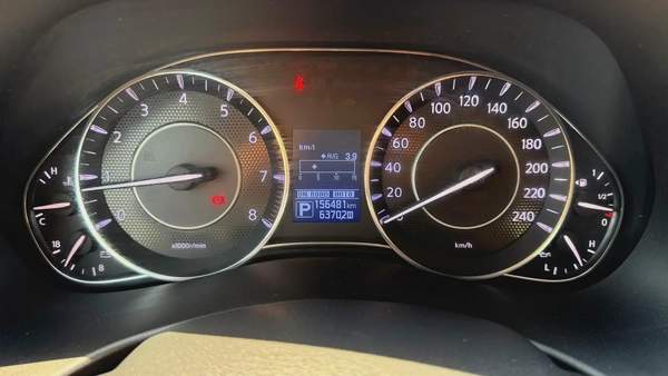 5.6 L LE PLATINUM | 1 OWNER | GCC |