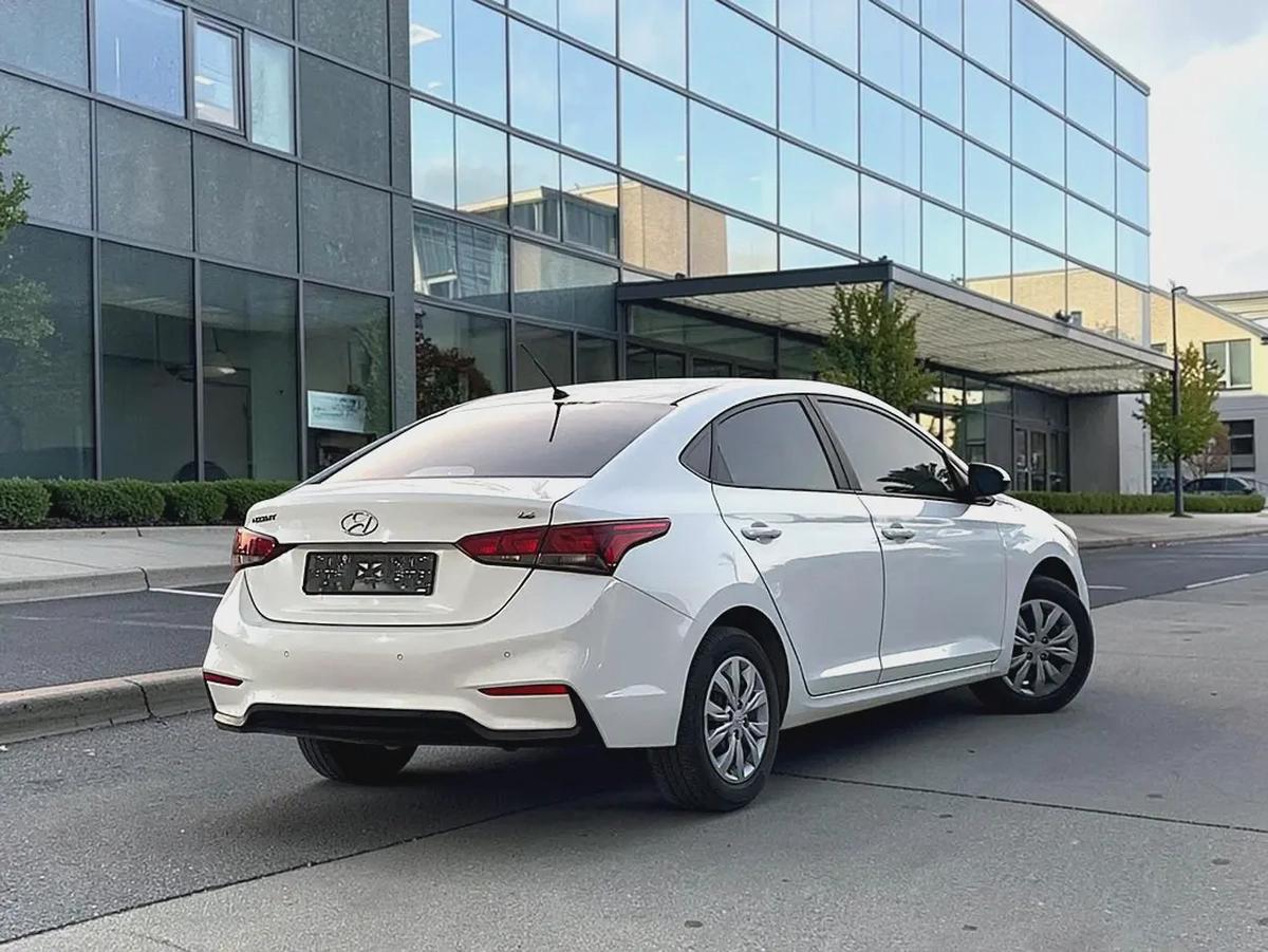 AED 478 P.M | 2021 Hyundai Accent GL - GCC Specs - Excellent Condition-2-2