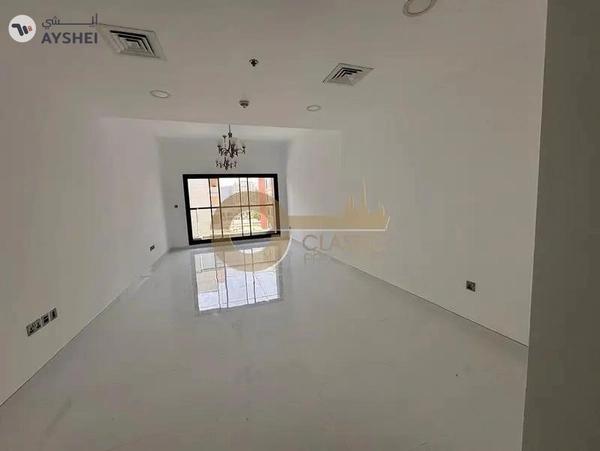 Spacious 1BR | Closed Kitchen| Near Metro| Balcony