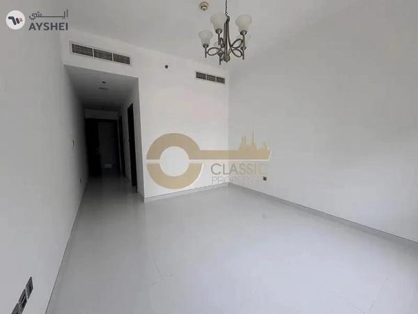 Spacious 1BR | Closed Kitchen| Near Metro| Balcony