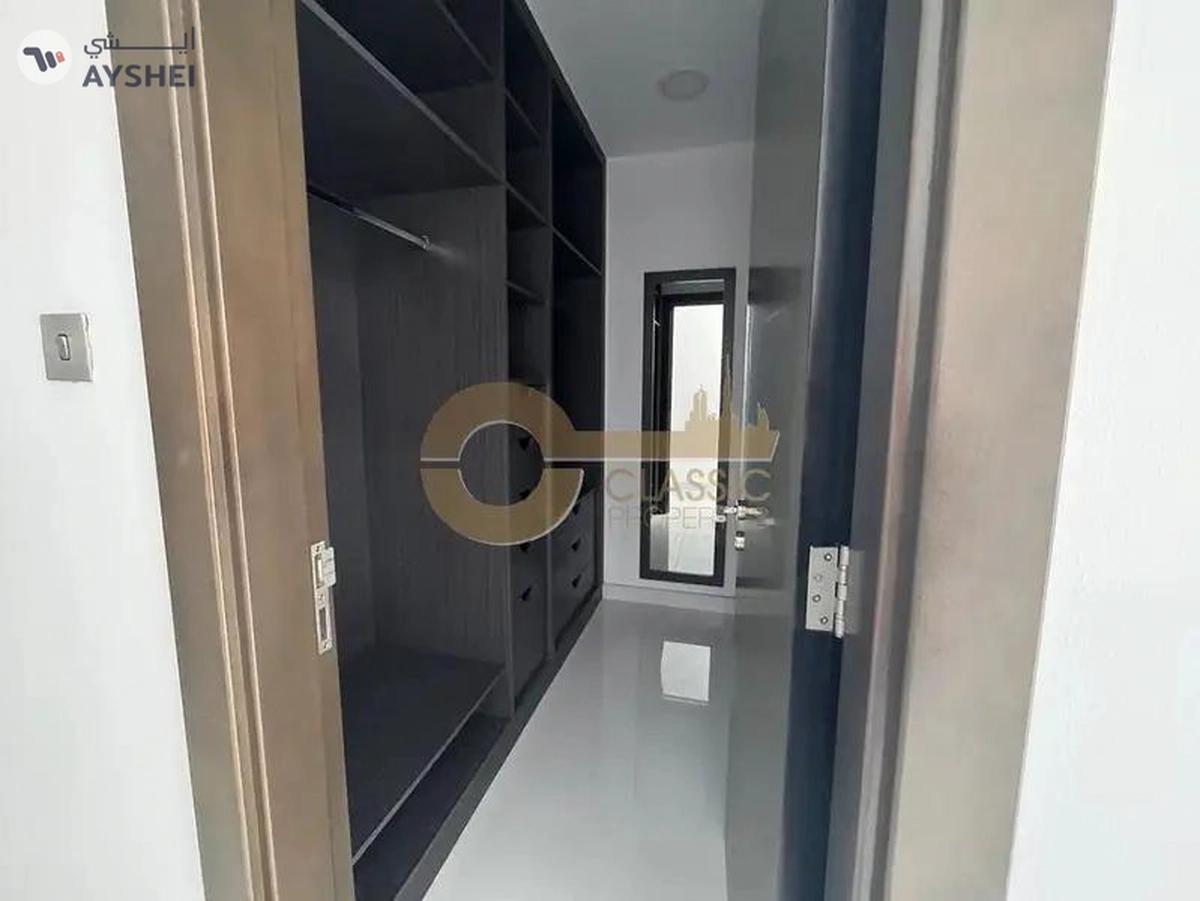 Spacious 1BR | Closed Kitchen| Near Metro| Balcony-6-6