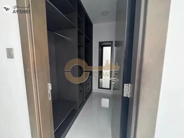 Spacious 1BR | Closed Kitchen| Near Metro| Balcony