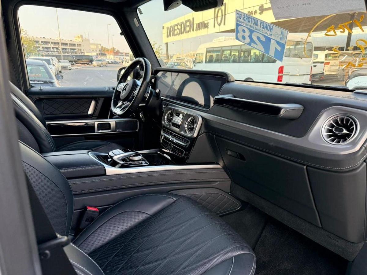 Mercedes-Benz G 63 AMG-8-8