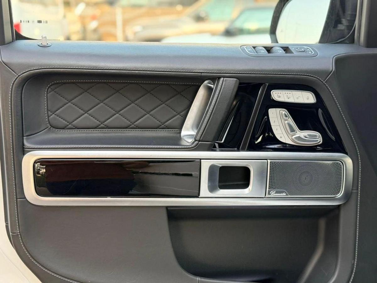 Mercedes-Benz G 63 AMG-18-18