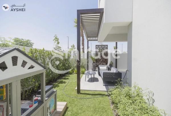 TOWNHOUSE FOR SALE IN NOYA 1, NOYA