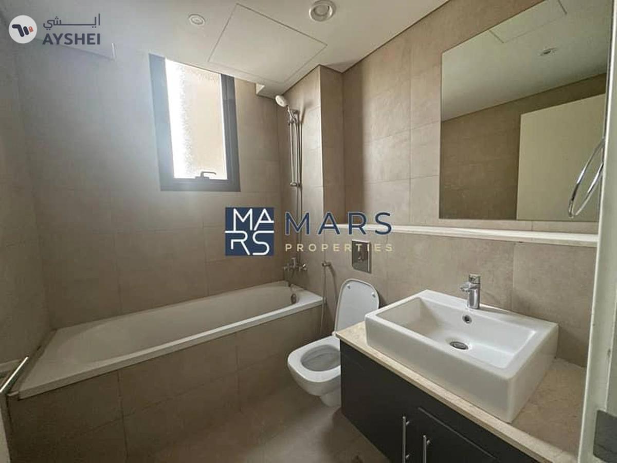 Spacious 4 bedrooms villa is available for sales in nasma Residence-18-18