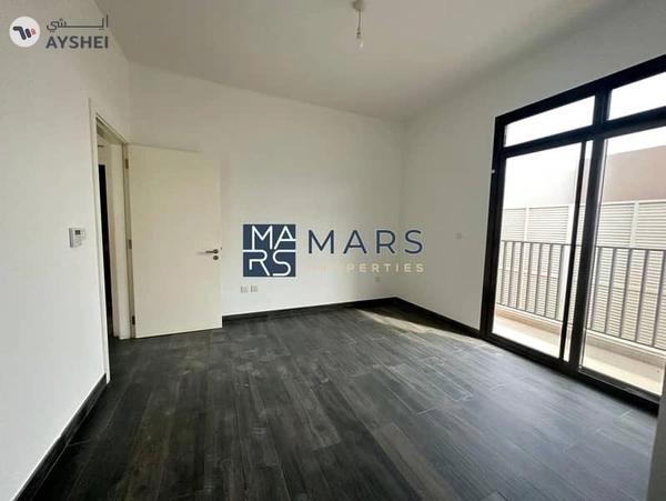 Spacious 4 bedrooms villa is available for sales in nasma Residence