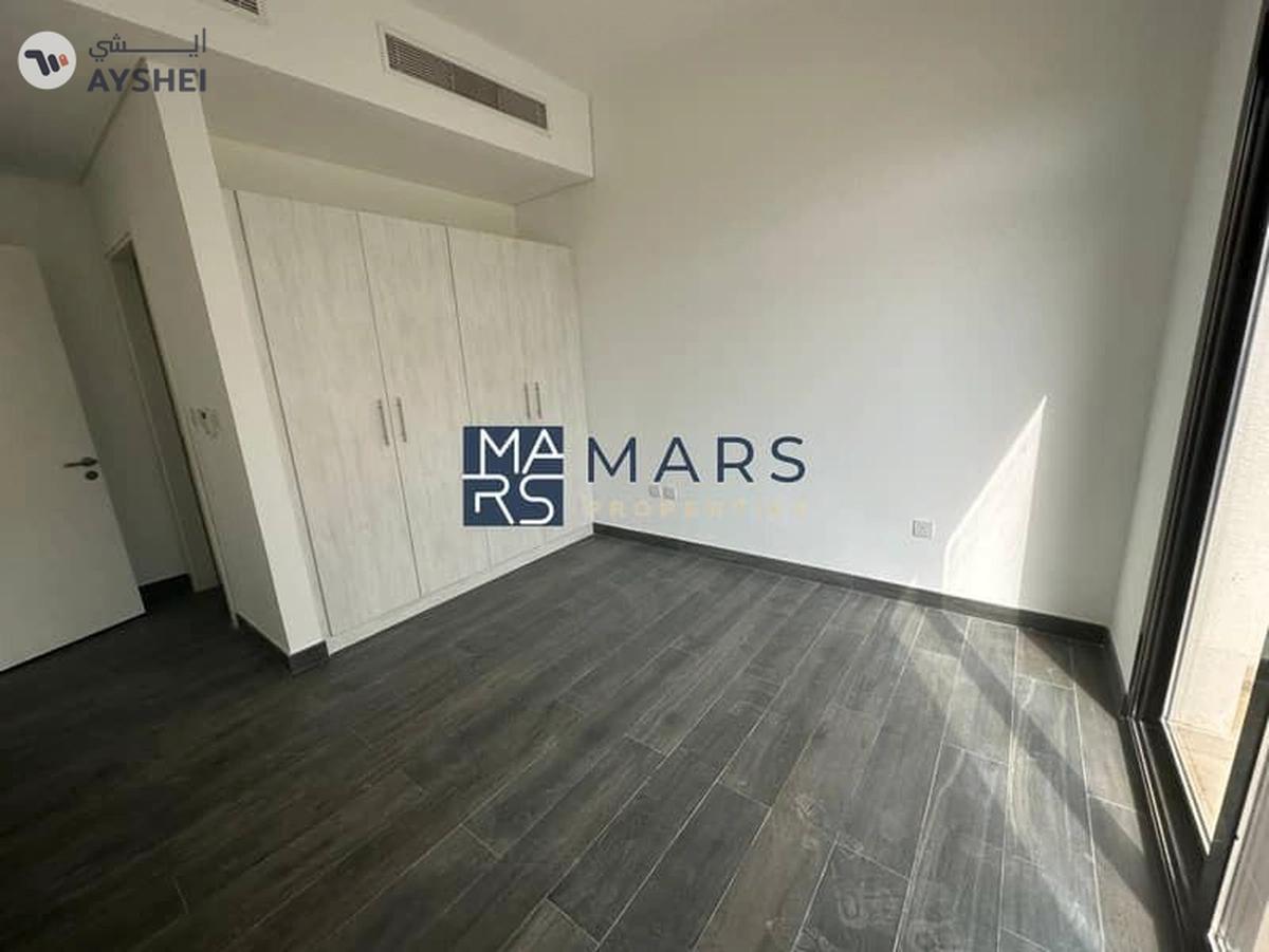 Spacious 4 bedrooms villa is available for sales in nasma Residence-23-23