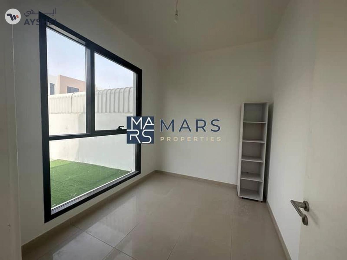 Spacious 4 bedrooms villa is available for sales in nasma Residence-1-1