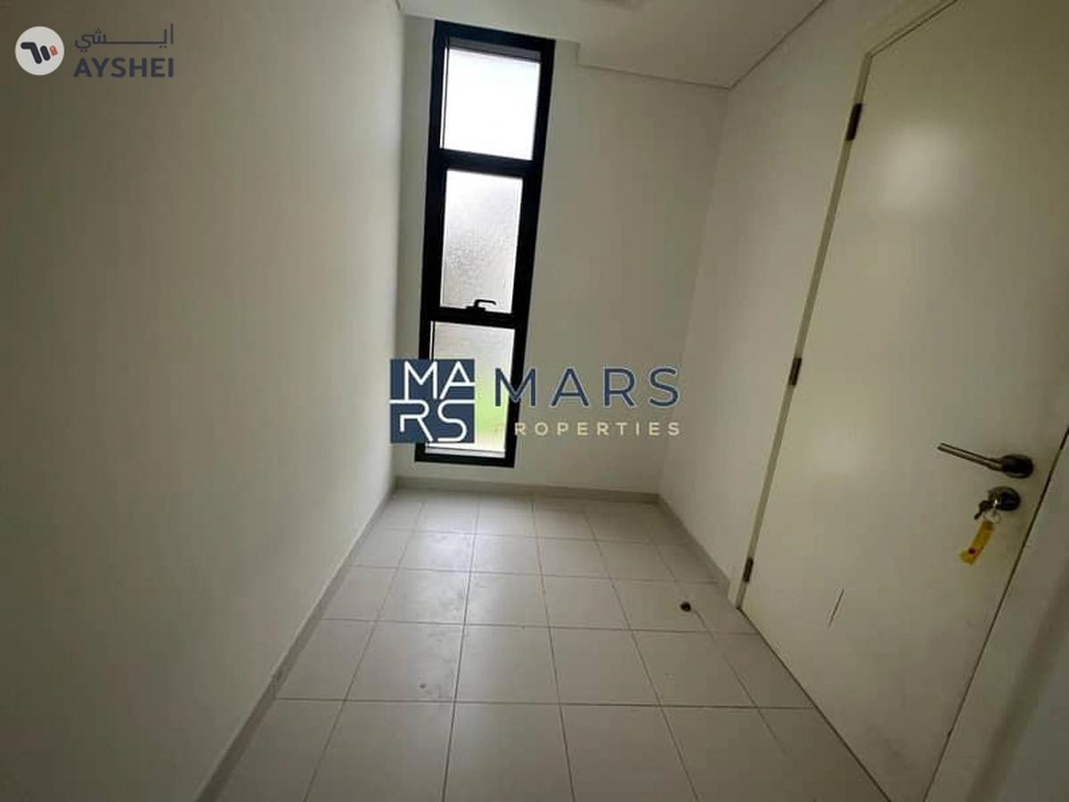 Spacious 4 bedrooms villa is available for sales in nasma Residence-5-5