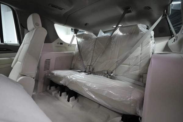 GCC | Cadillac Escalade 600
