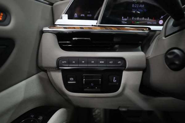 GCC | Cadillac Escalade 600