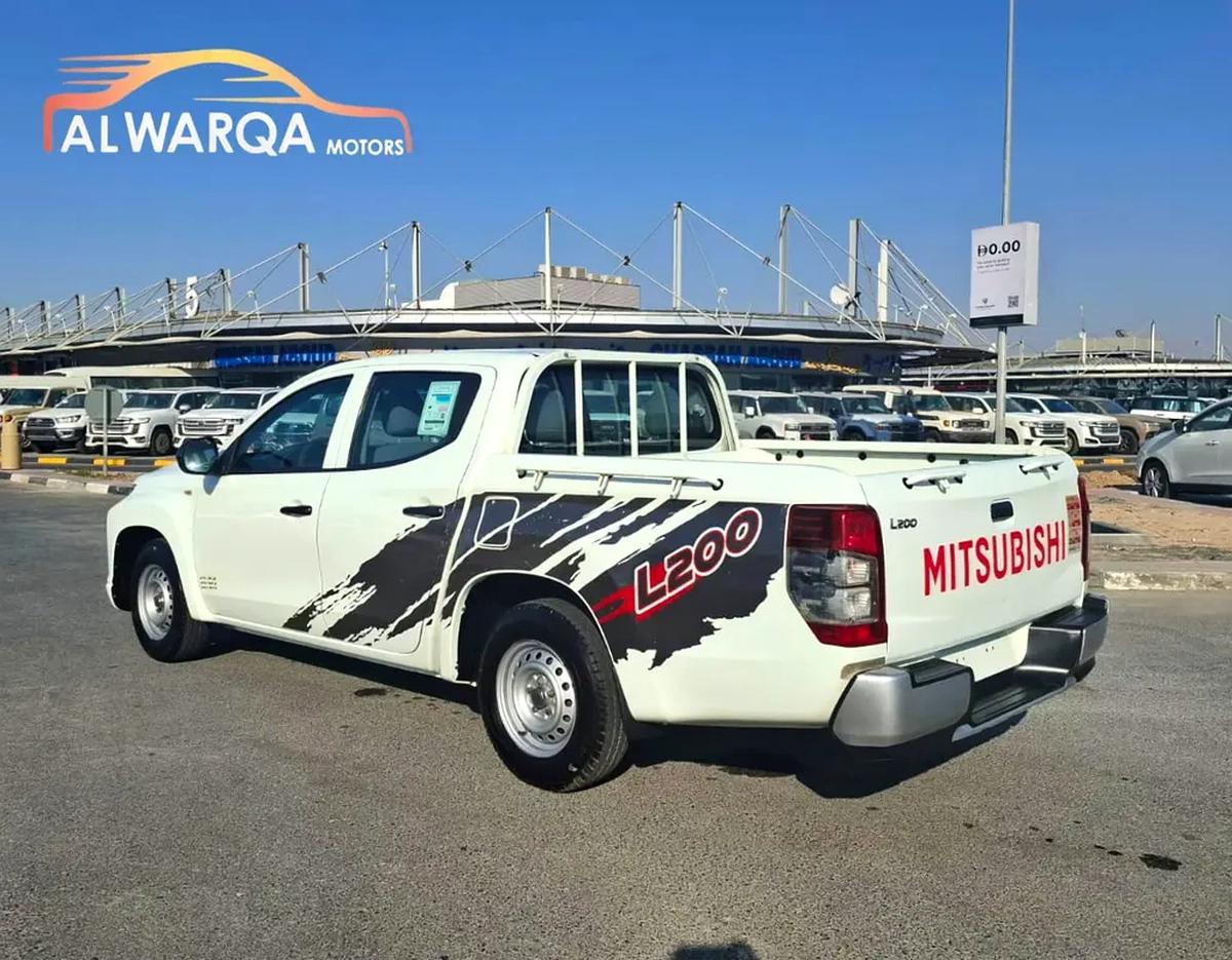 Mitsubishi L200 Double Cab GLX-14-14