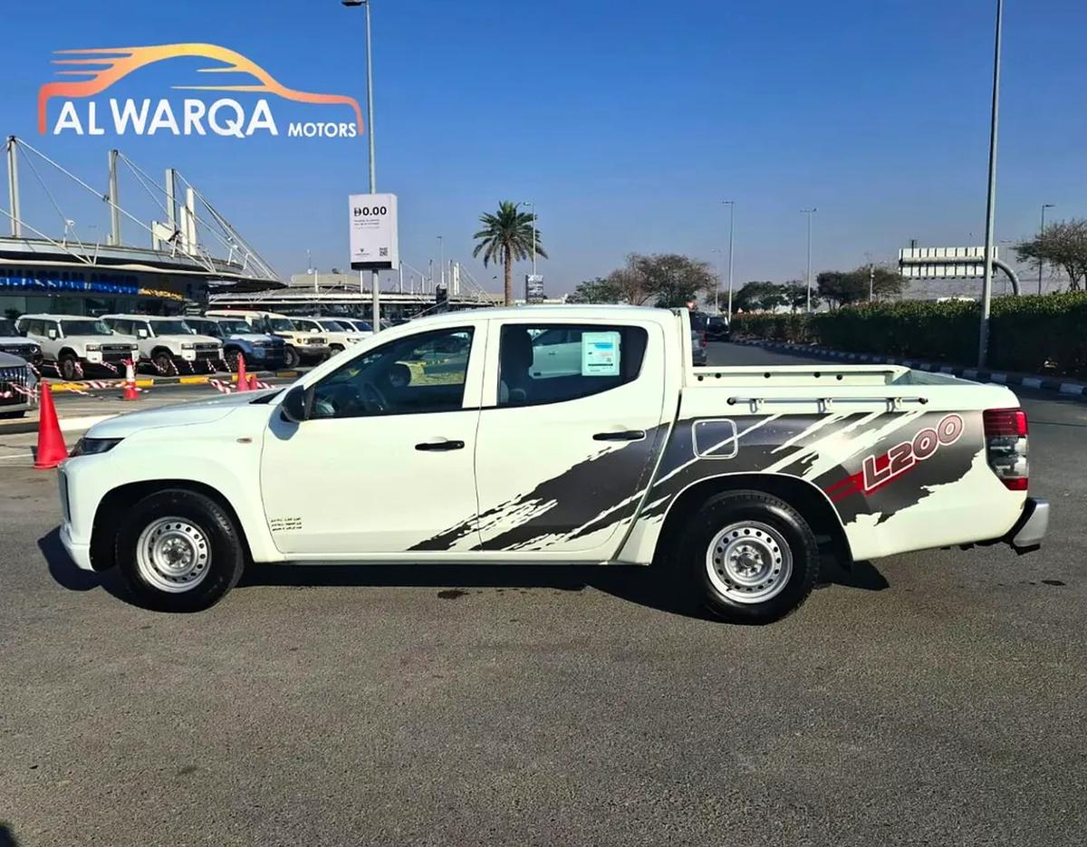 Mitsubishi L200 Double Cab GLX-4-4
