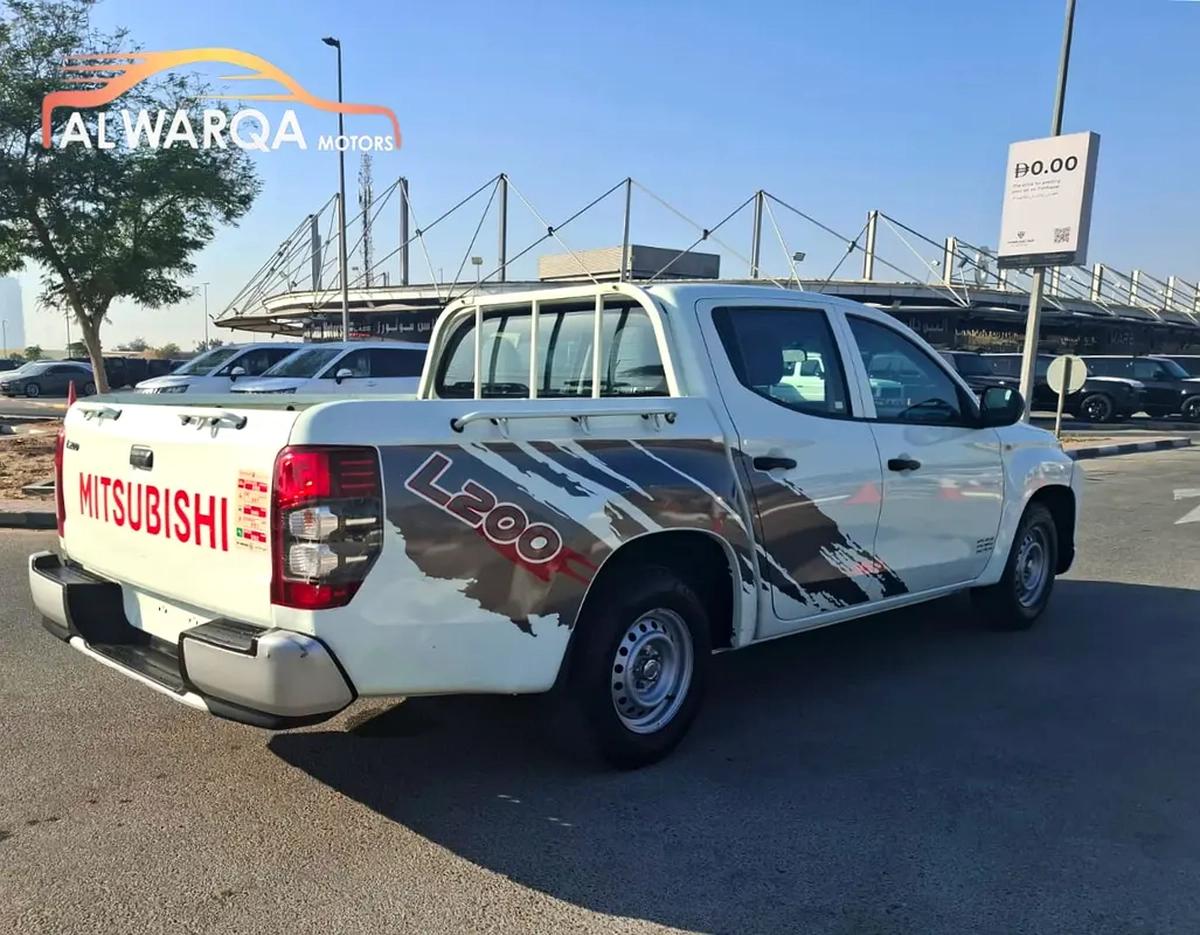 Mitsubishi L200 Double Cab GLX-16-16