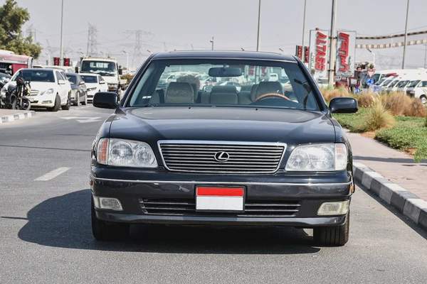 1998 - LEXUS LS400 - SUPER CLEAN - ONLY 89,000 KM