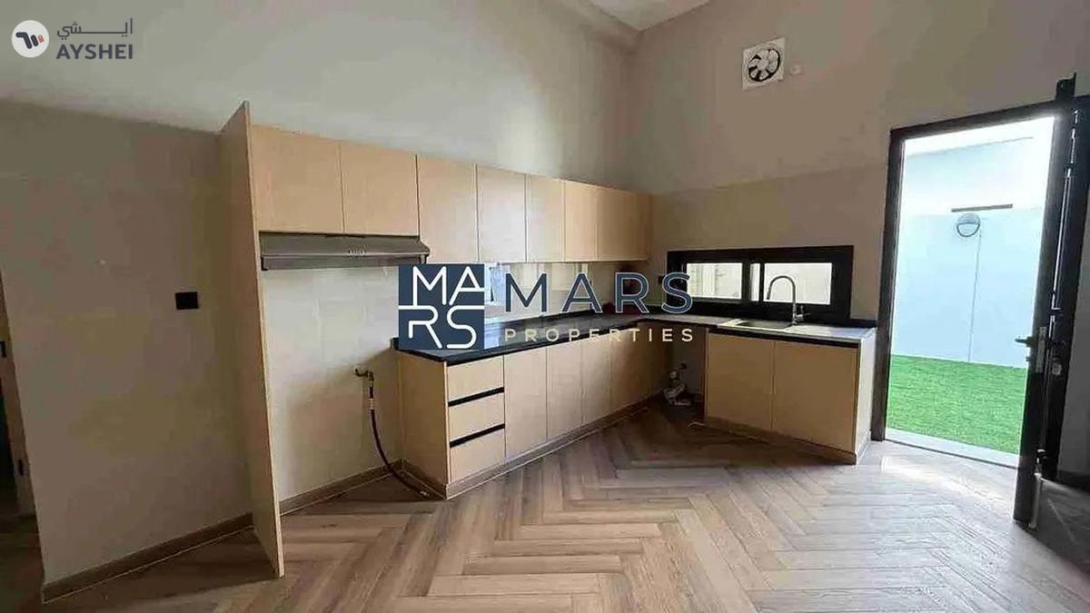 Spacious 5-Bedroom Villa for Rent in Hosni – Only AED 185K!-23-23