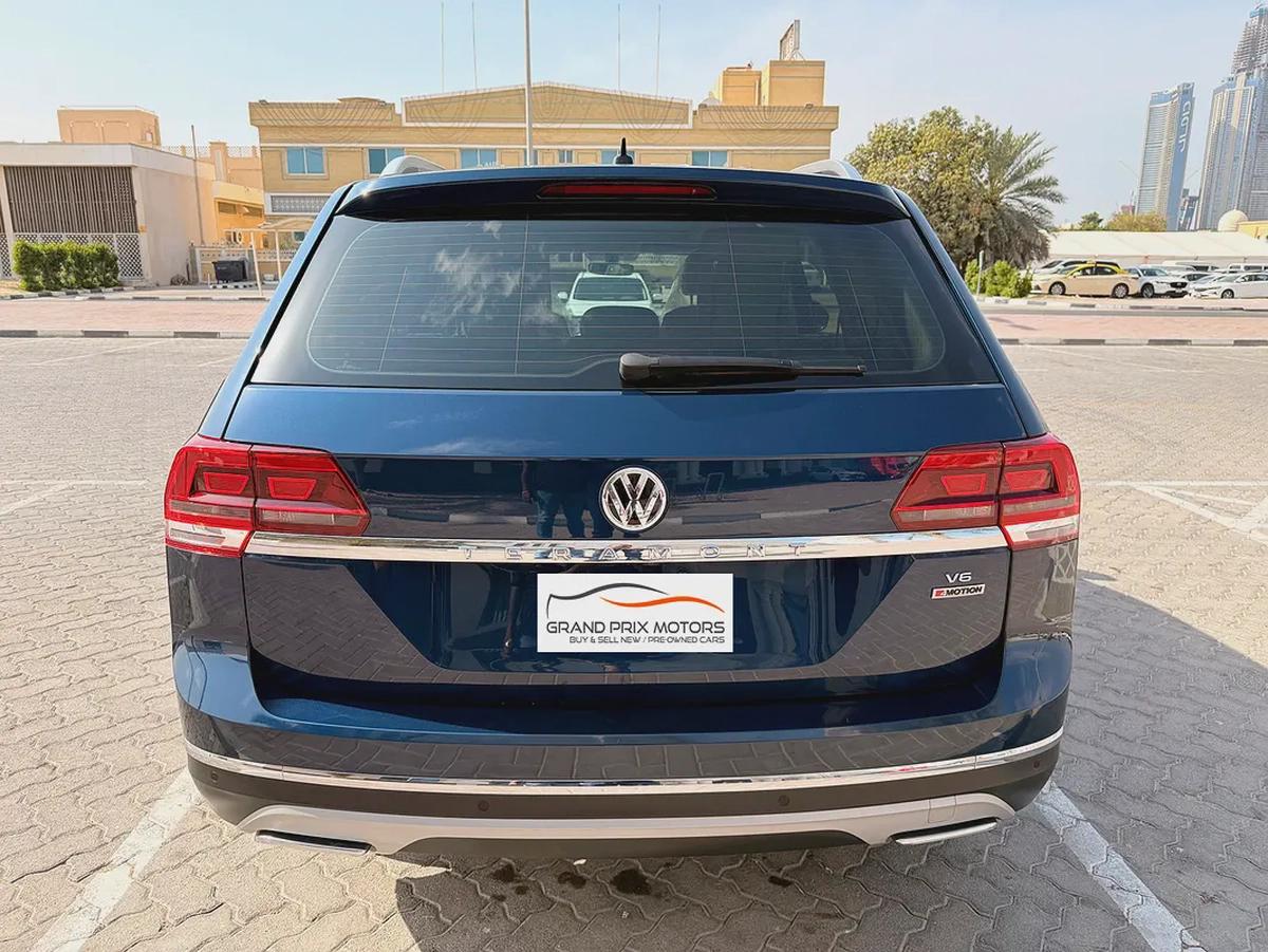 Volkswagen Teramont SE V6 3.6 2019 Model GCC Specs With Full Service History In Perfect Condition-7-7