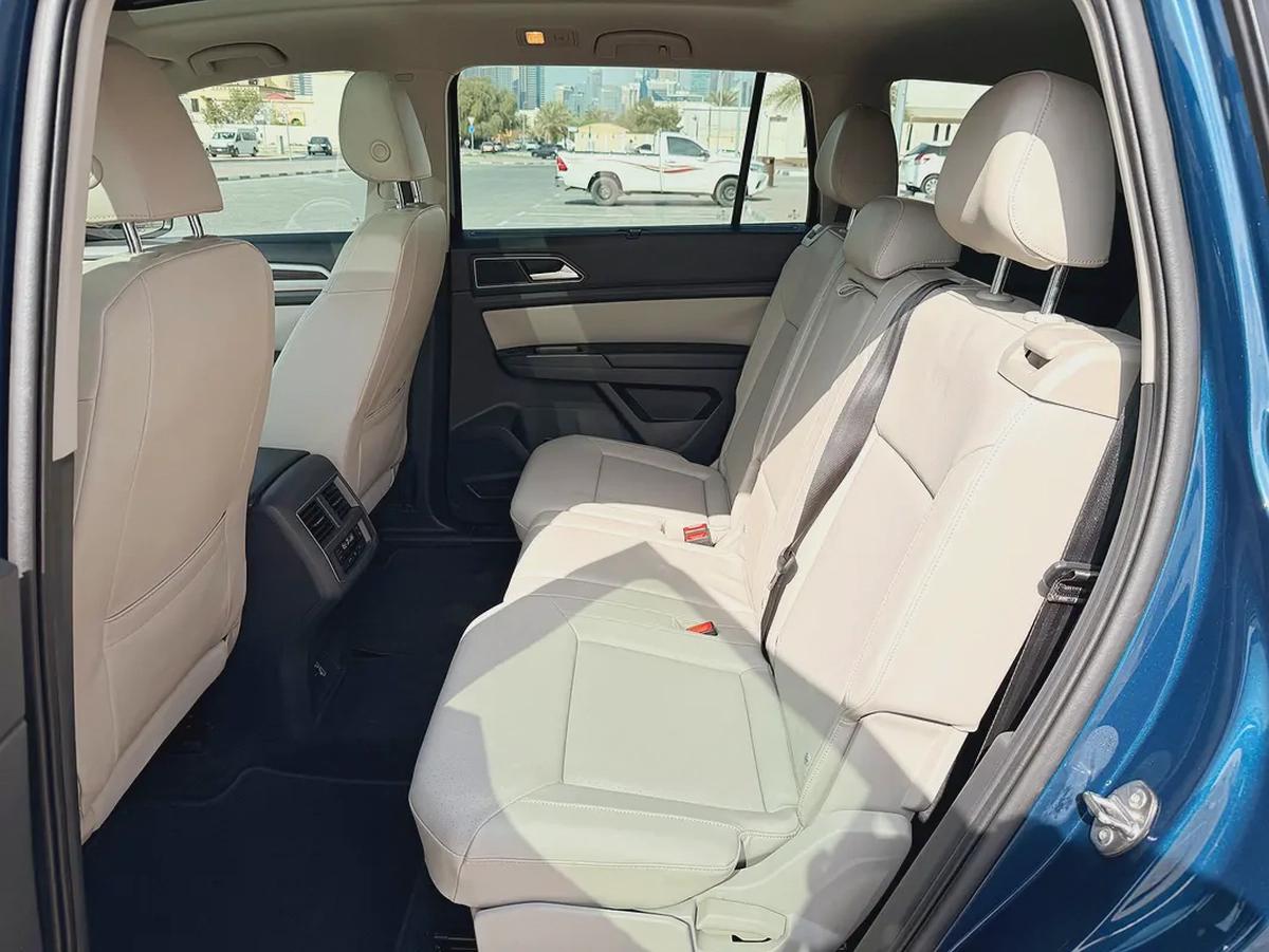 Volkswagen Teramont SE V6 3.6 2019 Model GCC Specs With Full Service History In Perfect Condition-9-9