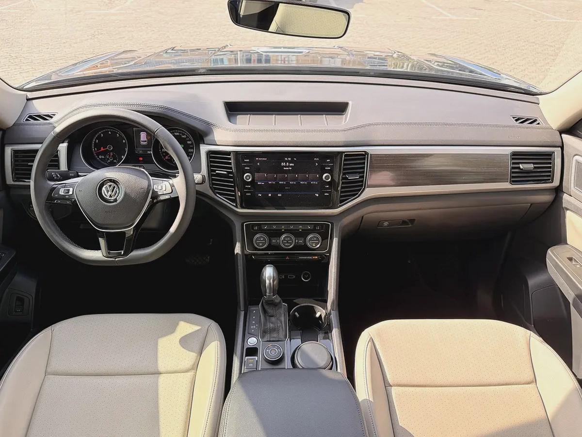 Volkswagen Teramont SE V6 3.6 2019 Model GCC Specs With Full Service History In Perfect Condition-12-12