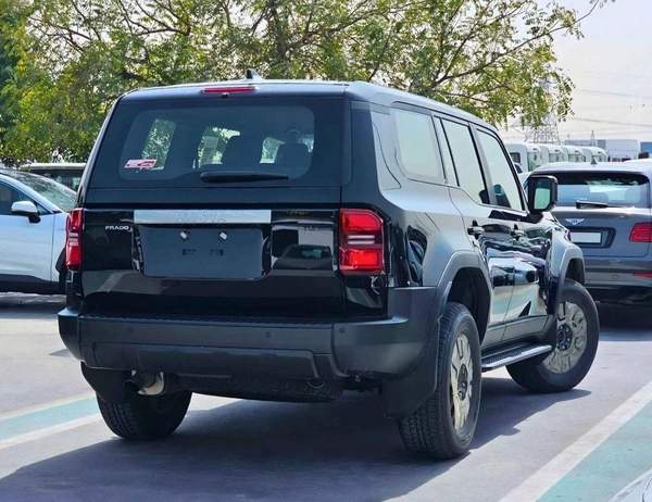 Toyota Prado ALL ROUNDER MID OPTION ||2.8L DIESEL V4|| LETHAER WITH DRIVER PWR SEAT ||SUNROOF
