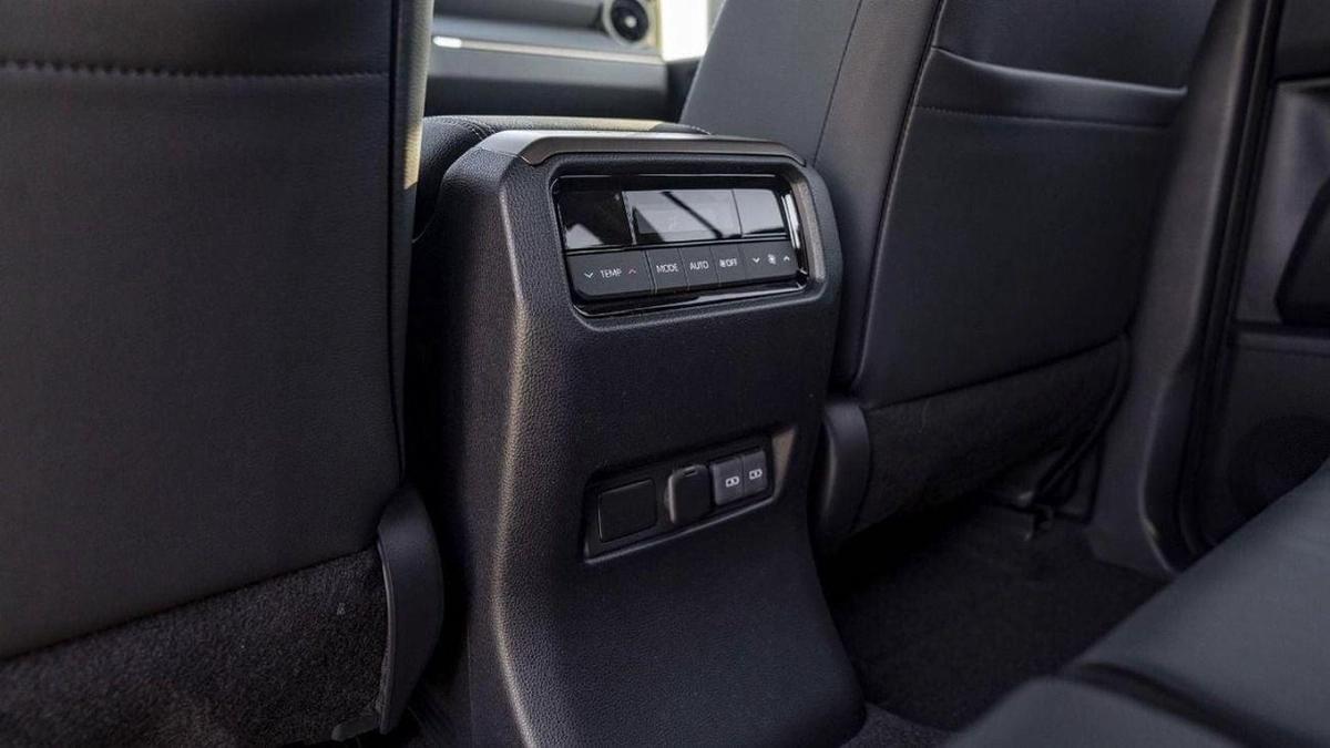 Toyota Prado TOYOTA PRADO adventure 2.8L diesel MY 2025-20-20