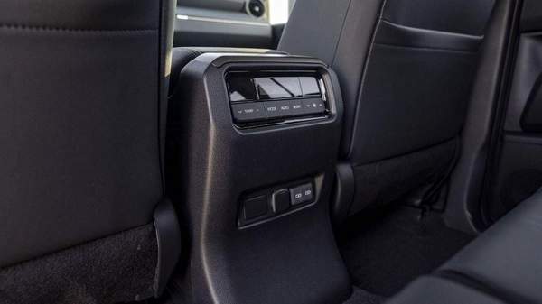 Toyota Prado TOYOTA PRADO adventure 2.8L diesel MY 2025