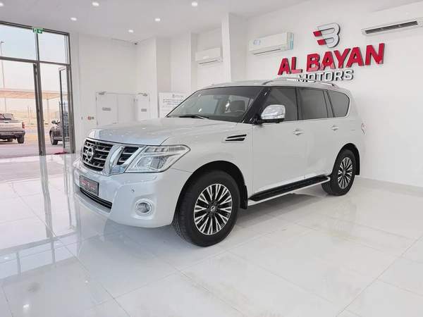 نيسان باترول بلاتينيوم سته سلندر V6 فضي / زعفراني خليجي Nissan Patrol SE Platinum 2017 - GCC Specs