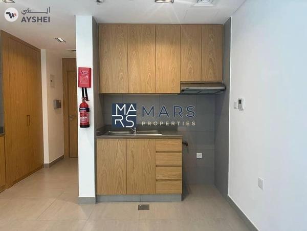 Brand new ready to move studio for sale