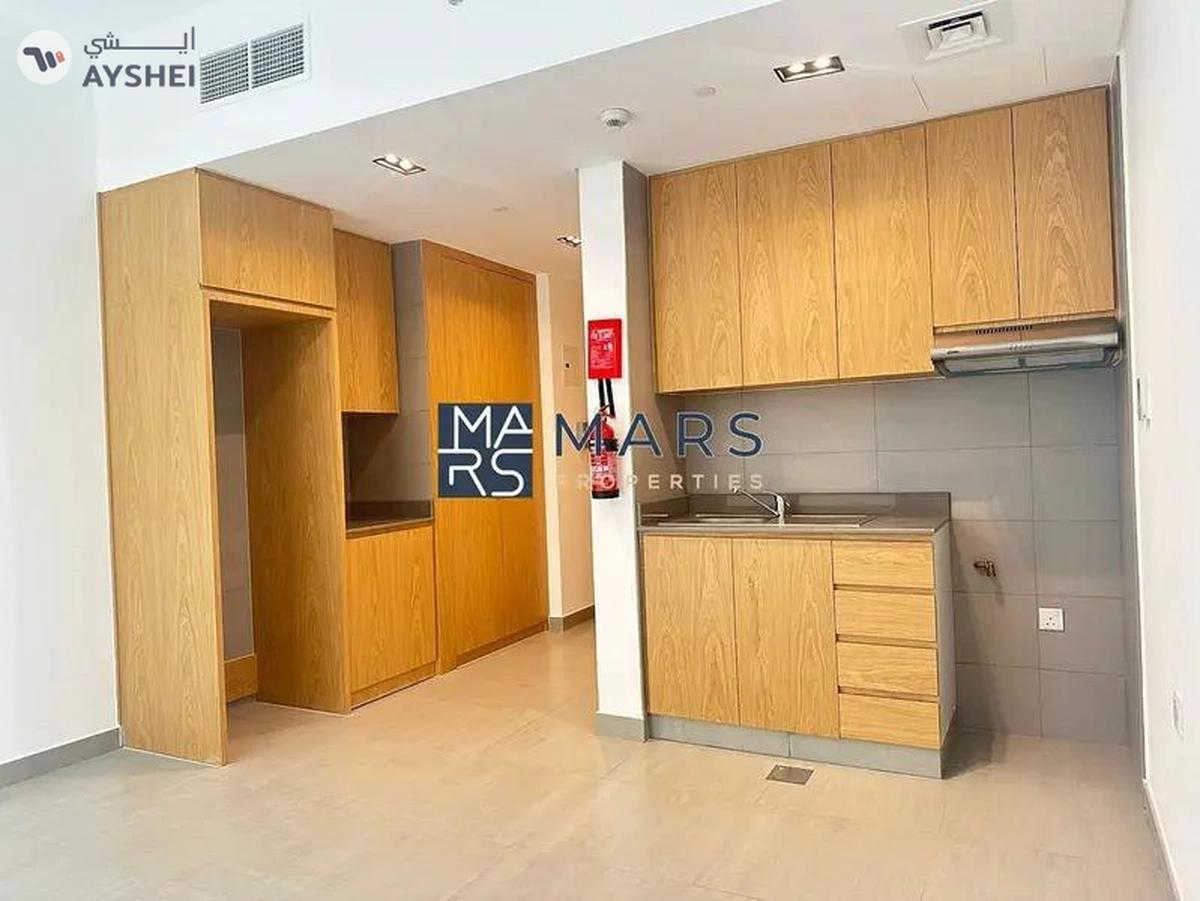 Brand new ready to move studio for sale-4-4