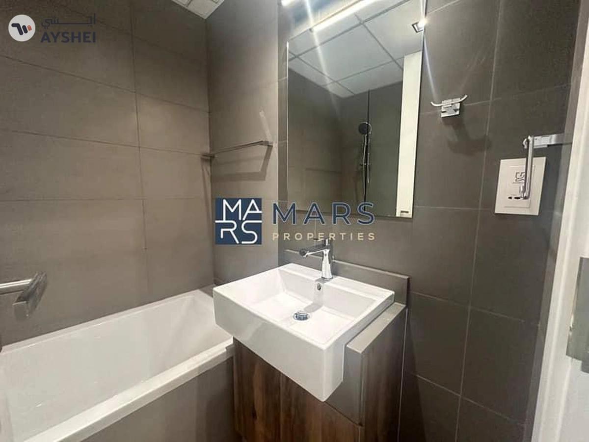 Brand new ready to move studio for sale-6-6